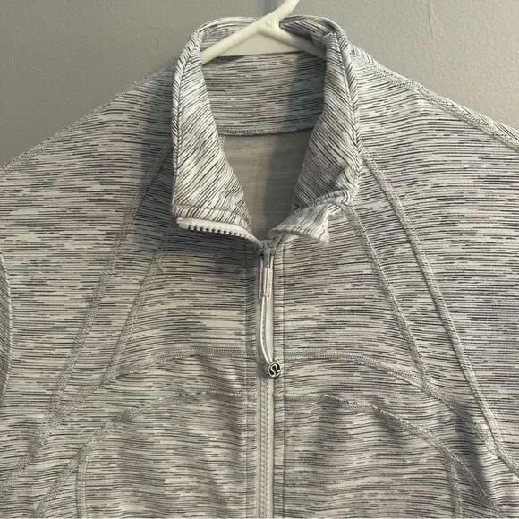 Lululemon Define Jacket Size 10 - 4 Wee Are From Space - Nimble Battleship 🪐 - Picture 8 of 13